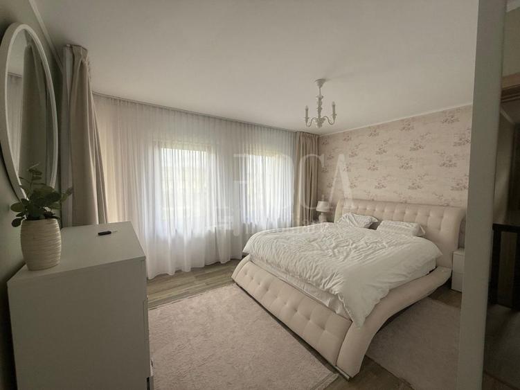 Casa 4 camere de vanzare in Floresti