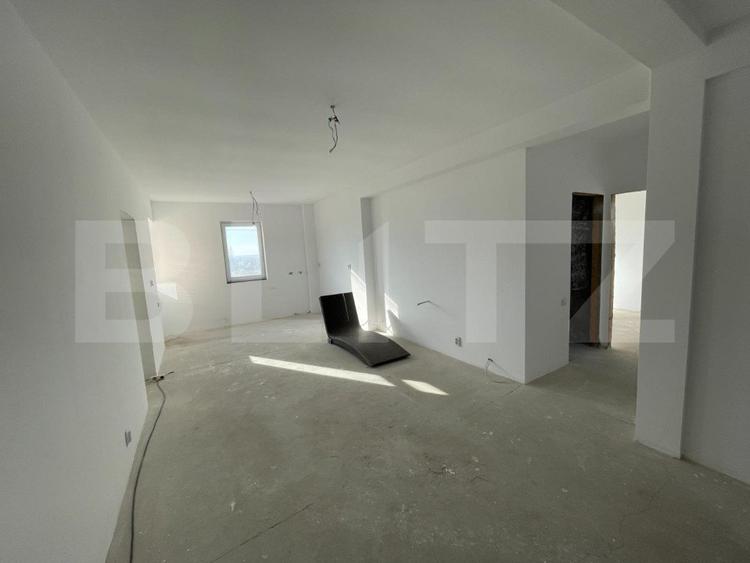 Proprietate P+2+M cu 7 apartamente, 500 mp utili, zona Lapus