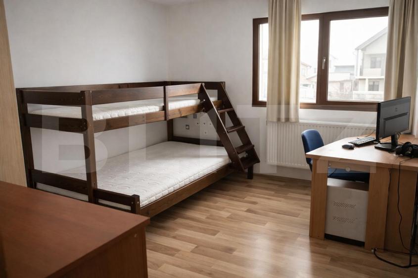 Casa individuala moderna cu panouri fotovoltaice, 600mp teren, 5 camere si garaj