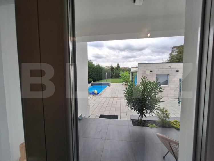Vila de lux, mobilata, utilata, teren superb 1150 mp, piscina!