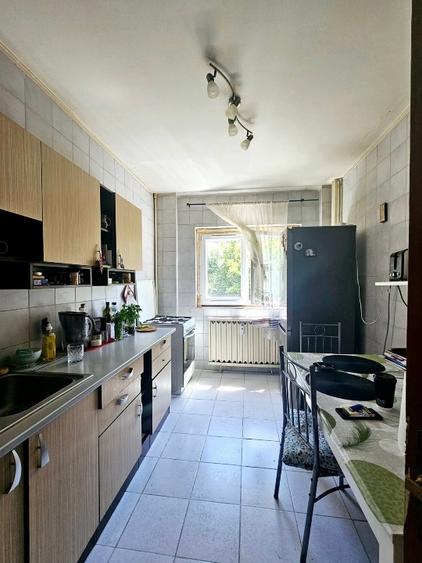 4 CAMERE 2 BAI 2 SPATII DEPOZITARE - 1984 - 5 minute Metrou Aparatorii Patriei S