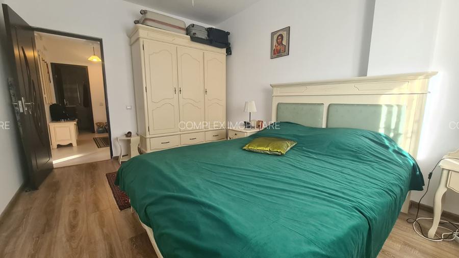 Apartament 3 camere decomandate, loc de parcare inclus.