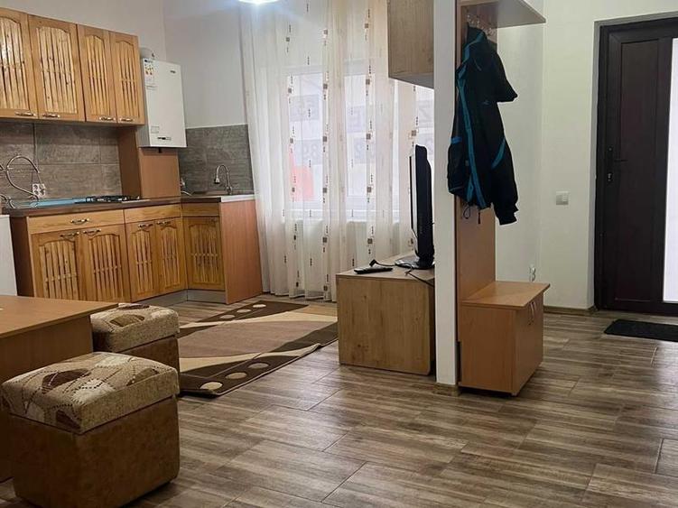 Vand apartament 55mp 3 camere - parter - central