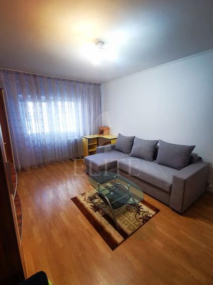 Apartament o camera în zona CALEA FLORESTI