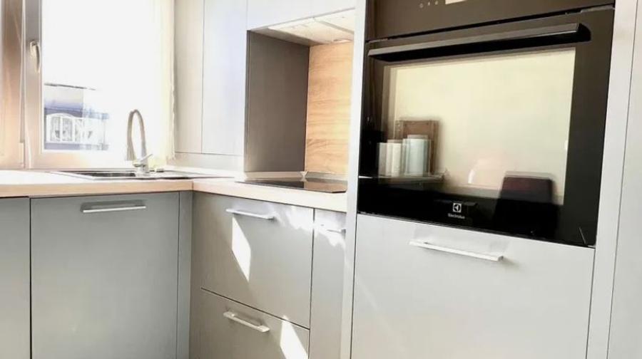 Titan PARC,bl.REABILITAT,mobilat,utilat complet,balcon,AC,AMENAJAT,spatios