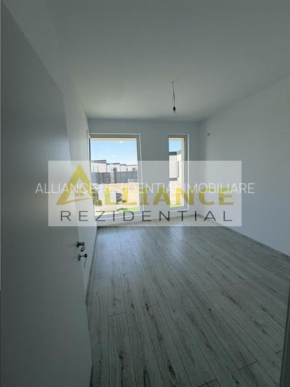 Casă individuală 3 camere 2 băi !