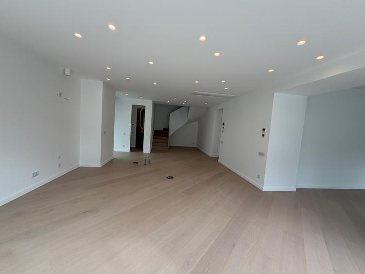 Duplex in Aviatiei Tower,parcare valabilă