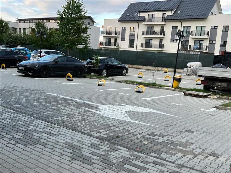 Garsoniera spatioasa 42 mp cu loc de parcare langa Coresi