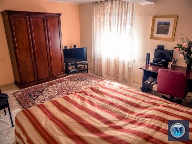 Vila cu 7 camere de vanzare in Baicoi, zona Vest, 360 mp #13205