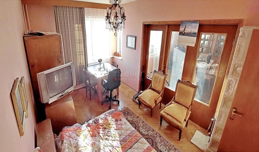 Casa tip duplex cu acces separat