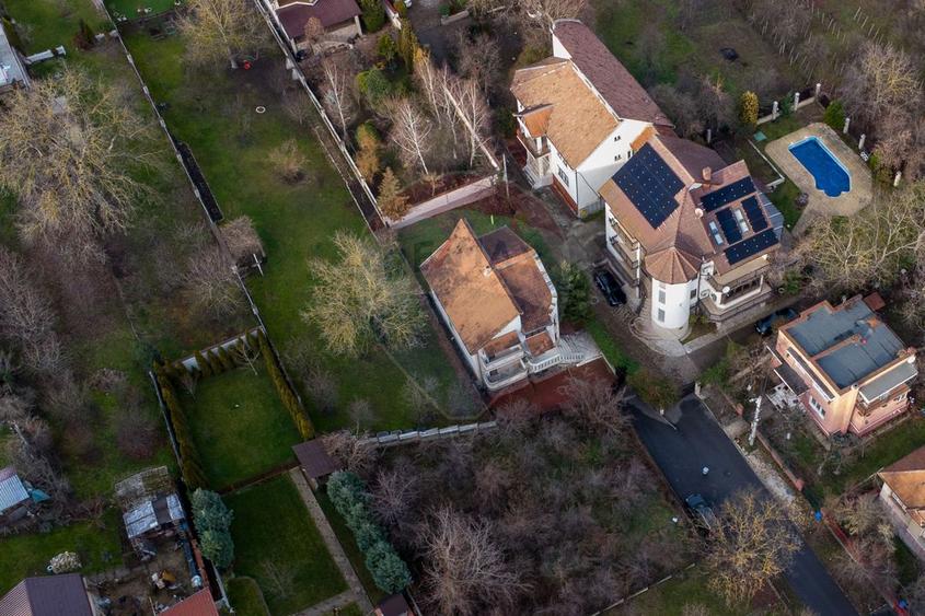 Casă / Vilă cu 6 camere de închiriat în zona Centru Vechi