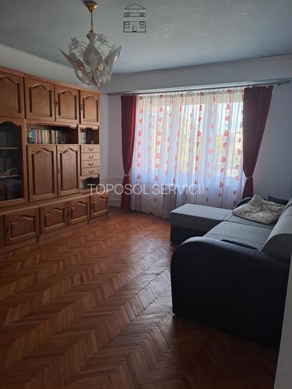 Apartament cu 3 camerere, decomandat - 21
