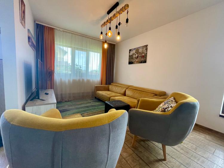 Vila cu 5 camere si 2 bai de vanzare in Horpaz
