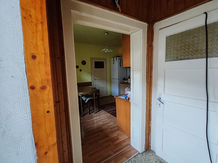 Casa 3 camere libera la vanzare CRISTIAN