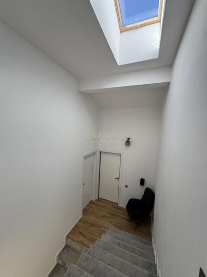 Casă modernă 4 camere | 147 mp | Dezmir | panouri | șemineu