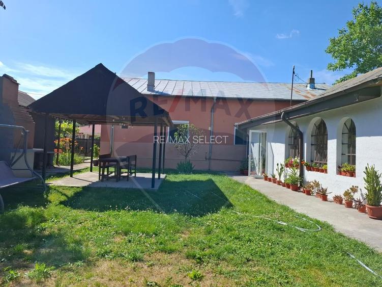 Afumati - vanzare casa si anexe cu teren intravilan, suprafata 700 mp - 8