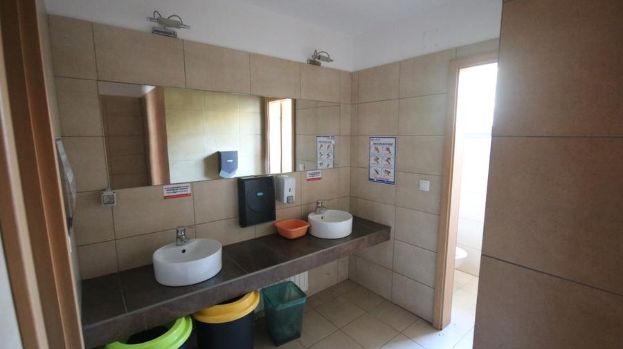 De inchiriat spatiu cu destinatie birouri,Complex studentesc