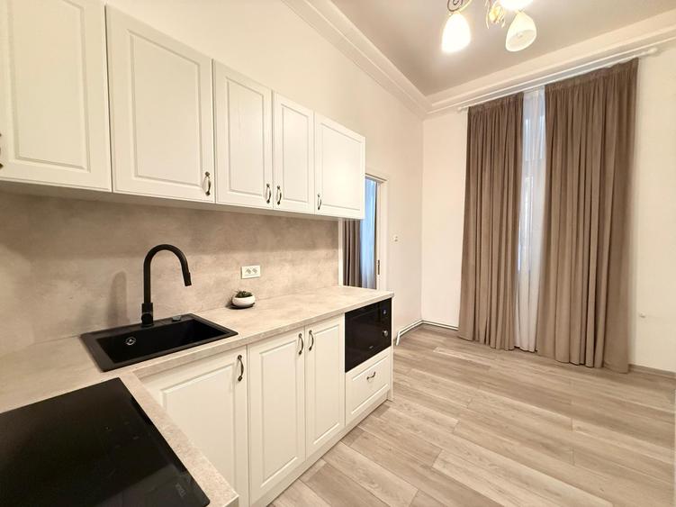 De Inchiriat apartament 2 cam complet utilat, 50 mp utlili Zona Centru Pietonala