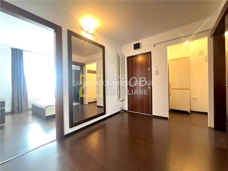 Apartament 3 camere decomandate, strada Martir Horia, Bacau - 9
