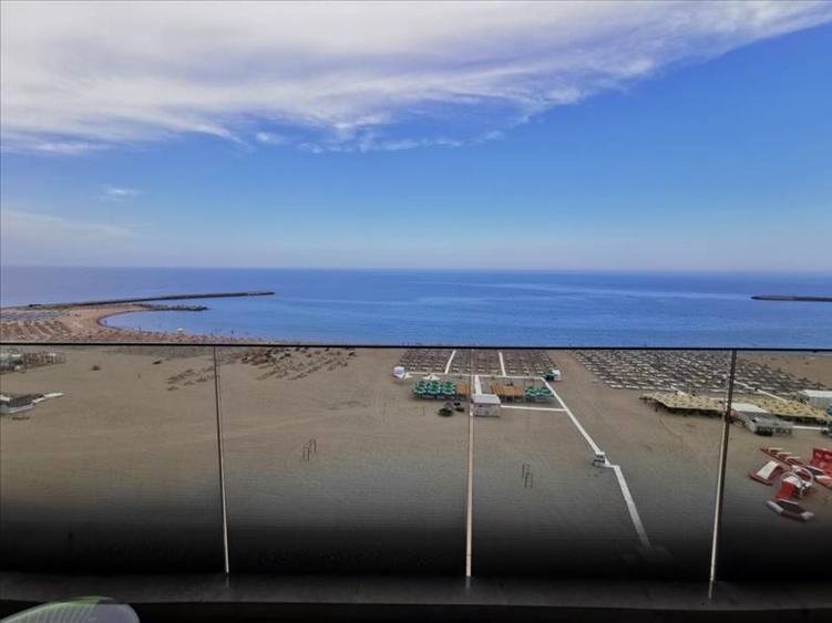 2 camere vedere frontala la mare, garaj, termen lung cu decontare