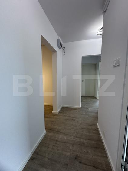 De vânzare apartament 3 camere decomandat – 66,49 mp – complet renovat