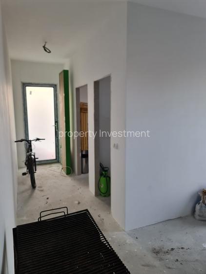 Casa individuala teren 1700 mp cu spatiu comercial la strada - 4