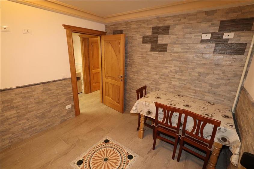 Apartament 3 camere, etaj 1, Supermaket Lidl - super lux -