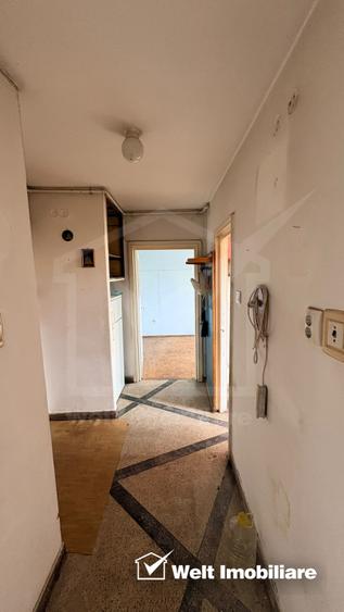 Apartament 2 camere, zona centrala, decomandat, etaj intermediar !
