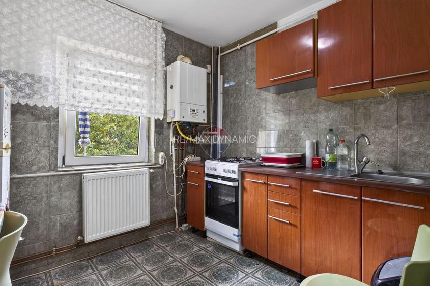 Apartament cu 2 camere de inchiriat - Banu Maracine - 12