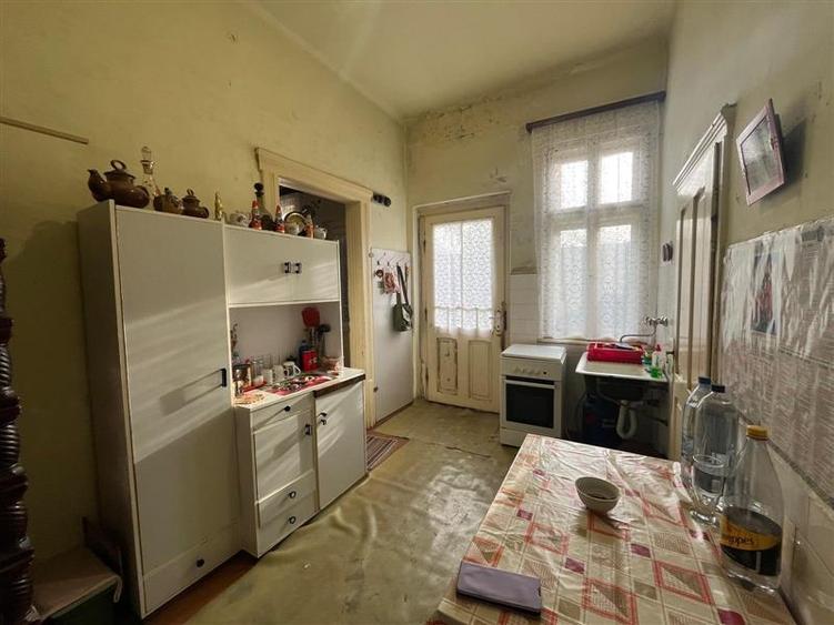 Lugoj, Ap., La Casa, 3 Cam., 80 Mp., Xenopol