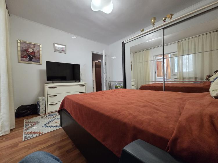 APARTAMENT 2 camere - 62mp- in spate la POLITIE