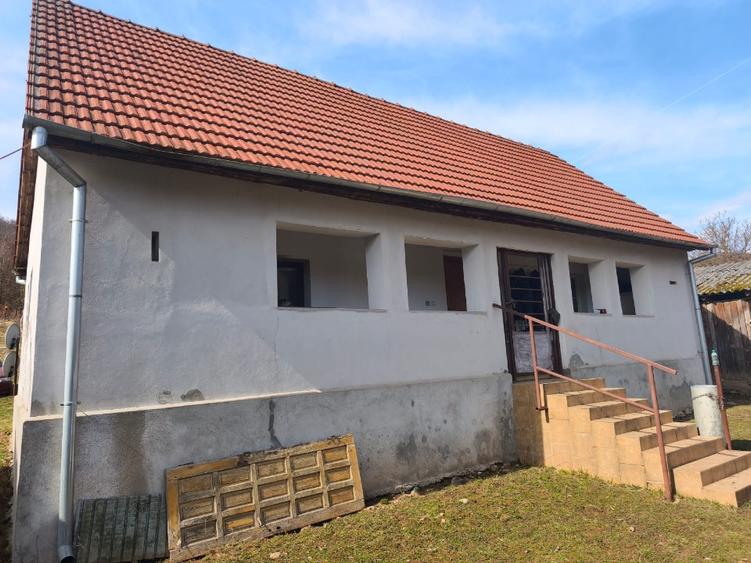 Villa Toc savarsin 5030m2 /80m2