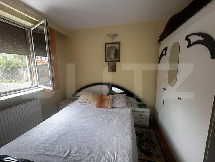 Apartament 3 camere, 70 mp , zona 8 Mai