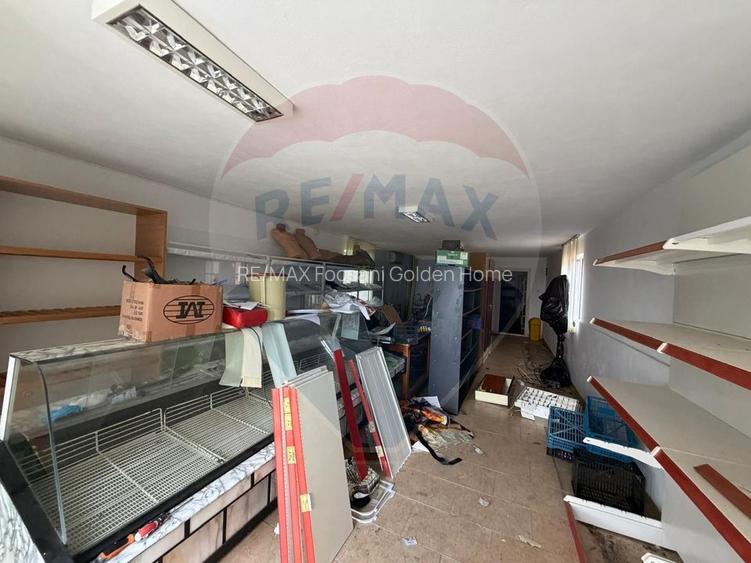 Casa si spatiu comercial (P+1 ) de vanzare - 9