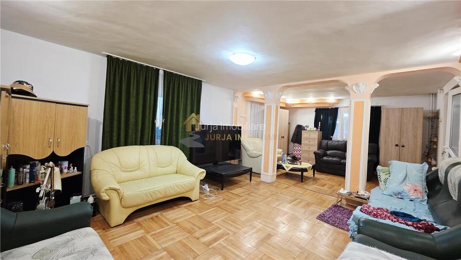 CASA 16 CAMERE   TEREN 3259 DAMBUL ROTUND - 11