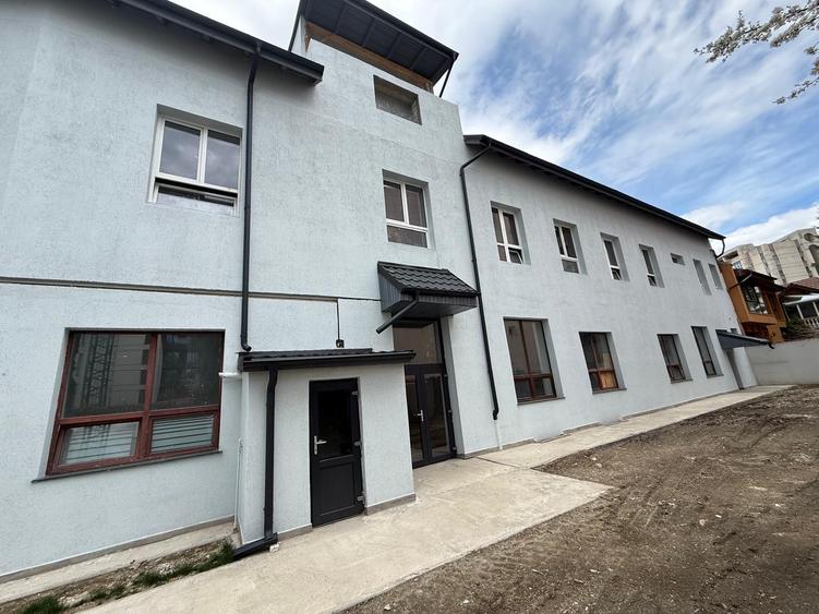 Clădire reprezentativă de vânzare – Centru Civic, Brașov