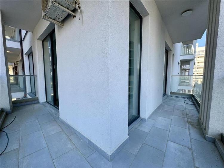 Descoperiti Bijuteria Ascunsa a Marii Negre: Apartament de Lux în Mamaia No