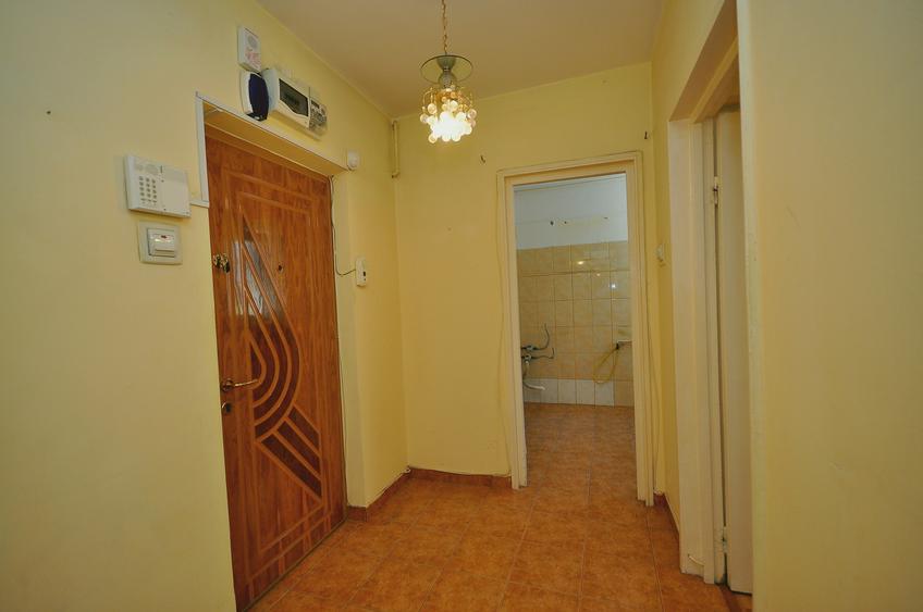 Apartament 2 camere Drumul Taberei Parc Sandulesti 4 min metrou, bloc anvelopat