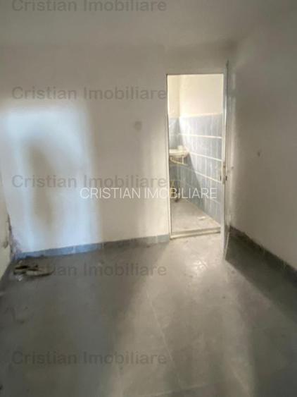 Vanzare sau inchiriere Cladire cadre beton  743 mp Movila Miresii teren 7354 mp - 10