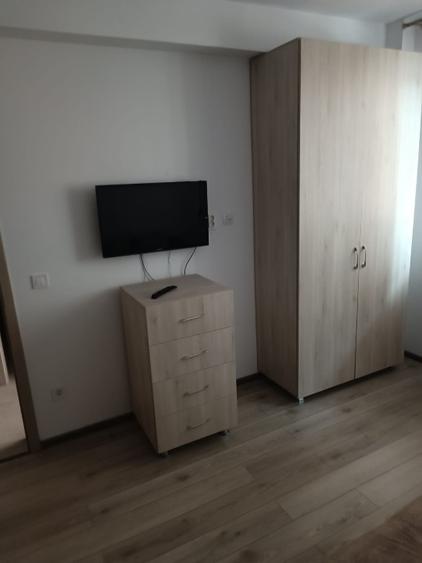 Apartament cu 1 cameră de închiriat – Valea Adâncă, mobilat și utilat complet
