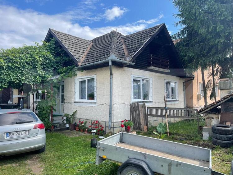 Doua case + anexa, teren 1655mp, Vama Buzaului (Acris)