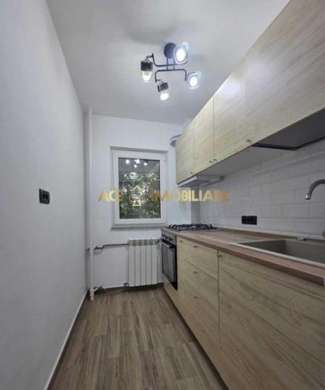 Garsoniera de inchiriat | Basarabia | Metrou | Boiler | Zona Verde | Renovat