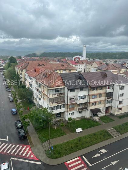 PROPRIETAR-Vand apartament 3 camere, Onesti - 2