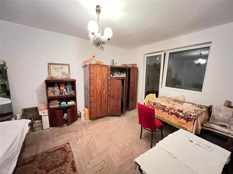 Apartament 2 camere, parter, zona centrala, fara imbunatatiri
