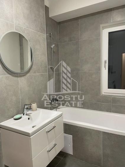 Apartament de vanzare cu 2 camere, terasa si gradina proprie, zona Lipovei