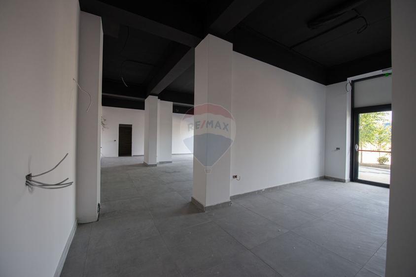 Spatiu comercial de inchiriat 86mp cu vitrina Militari
