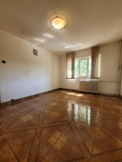 EXCLUSIVITATE APARTAMENT 3 CAMERE SEMIDECOMANDAT CONFORT 1 ZONA INEL 2