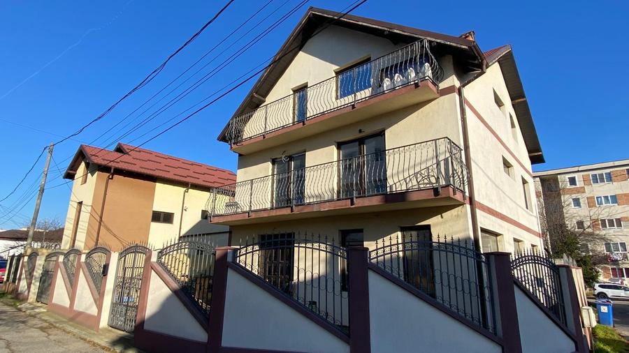 Casa P+E+M, Gavana 2, Pitesti - idealimob.ro