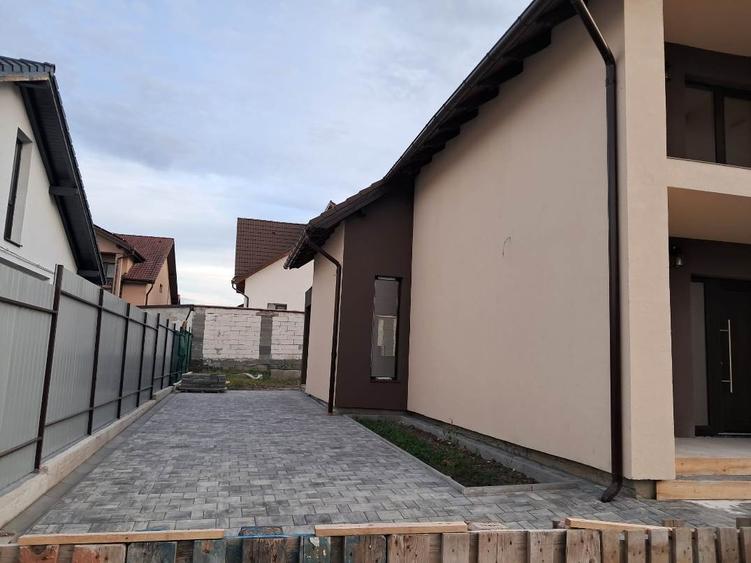 Casa noua in Sura Mica