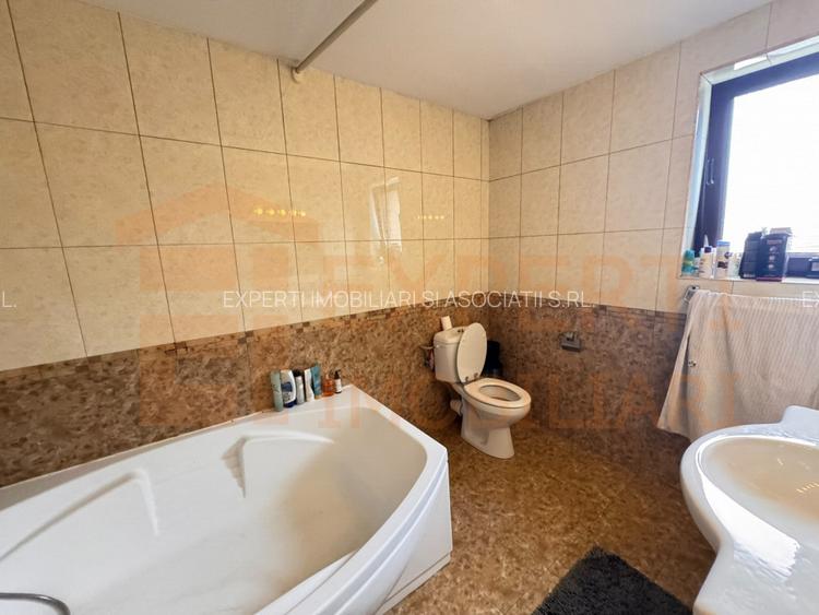 Vila premium de vanzare in Palas | Curte si parcare - 10
